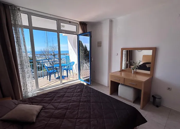 Vega Stevi - Beachfront 圣弗拉斯