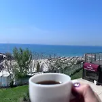 Vega Stevi - Beachfront 公寓 *